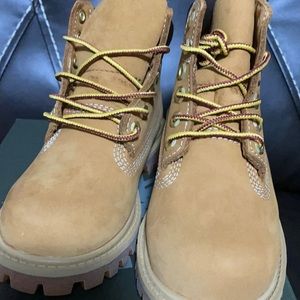 Timberland water proof boys boots size 10 MM brand new , never worn